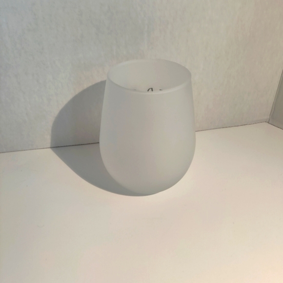 RAE DUNN  HERS WINE GLASS - Picture 4 of 4